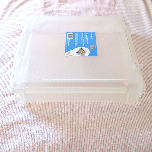 Scrapbook case 14 3/8 x 14 9/16 x 3 1/8 - Picture 3 of 5